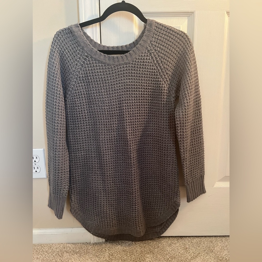 Chunky knit grey sweater